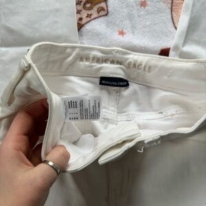 American Eagle White Jeans